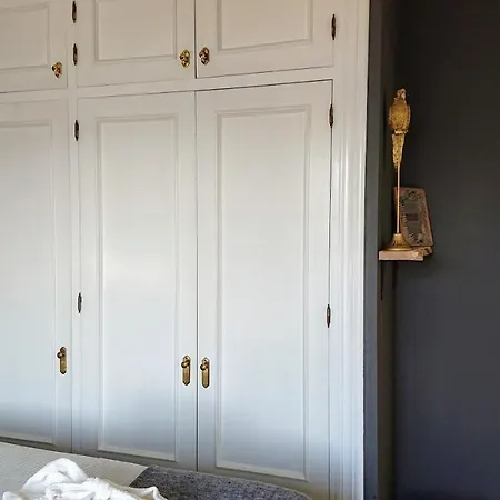 Carmen -- Boutique By The Sea Konukevi