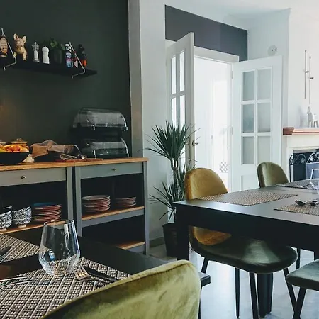 Carmen -- Boutique By The Sea Maison d'hôtes