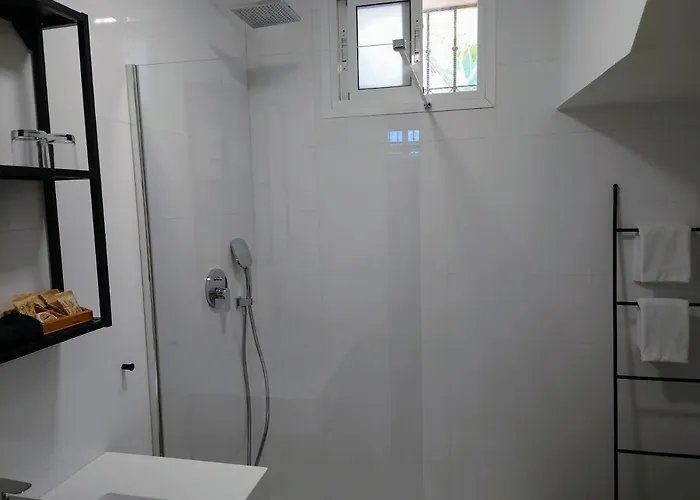 Affittacamere Carmen -- Boutique By The Sea 3*