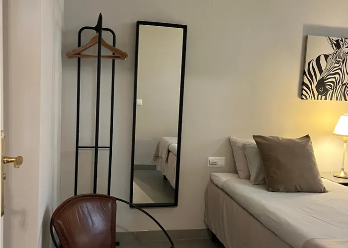 Carmen -- Boutique By The Sea 3*