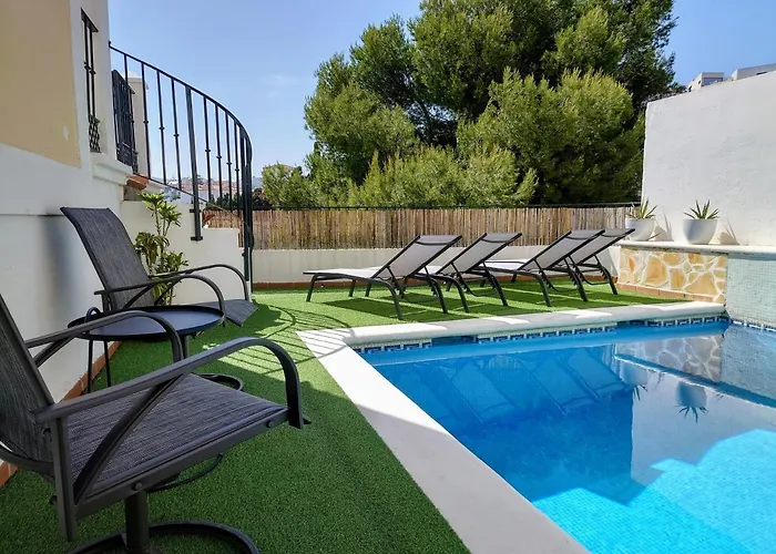 Carmen -- Boutique By The Sea 3* Нерха